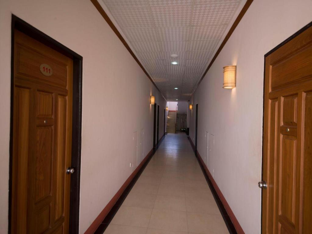 Law Ka Thit Sar Hotel New Bagan Exterior photo